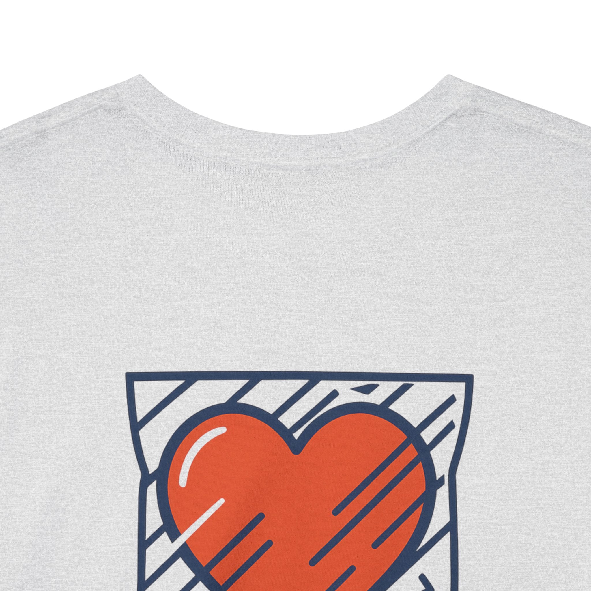 Camiseta El Primer Corazón, T-Shirt Retro Amor 80s, Gen X España, Diseño Nostálgico Dulces de Juguete
